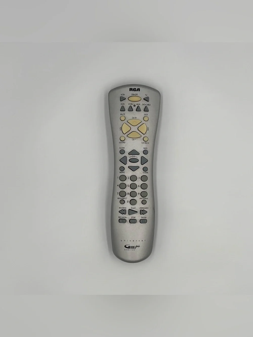 RCA RCR160TC Universal Wireless TV/VCR Remote Control Silver/Gray Glows In Dark